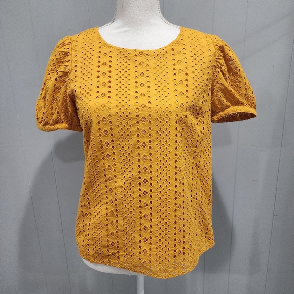 JCrew Women’s Mustard Yellow Eyelet Puff Sleeve Top Size XSmall - Picture 1 of 7